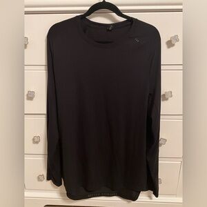 Men’s Lululemon workout top